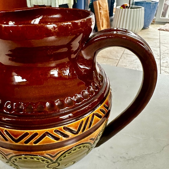 Gorgeous, handmade water pitcher. - Picture 6 of 9